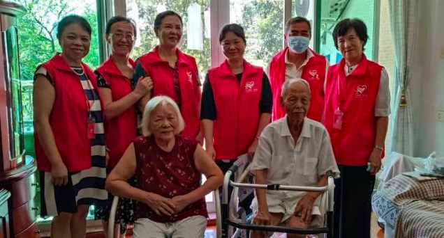 Taking Great Pleasure in Services, ‘Patriotic Country Garden Services’ Volunteer Service Team Becomes a Paradigm of Community-based Elderly Care